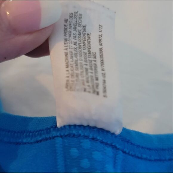 Gap tank Size M Gap tank Size M Gap tank Size M - Picture 6 of 8